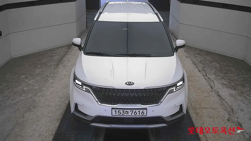 2021 Kia Carnival, VIN KNANB81BBMS014625