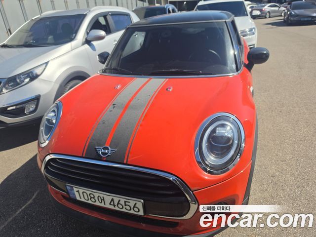 2021 Mini Cooper, VIN WMWXR7103M2N57617