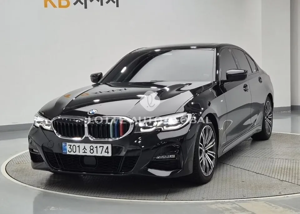 2022 BMW 3-Series, VIN WBA5X5106NFM12681
