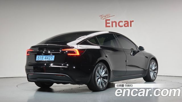 2024 Tesla Model 3, VIN LRW3E7FS7RC241756