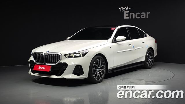 2025 BMW 5-Series, VIN WBA21FJ05SCU43086