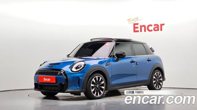 2022 Mini Cooper, VIN WMW61DK05N2S23347