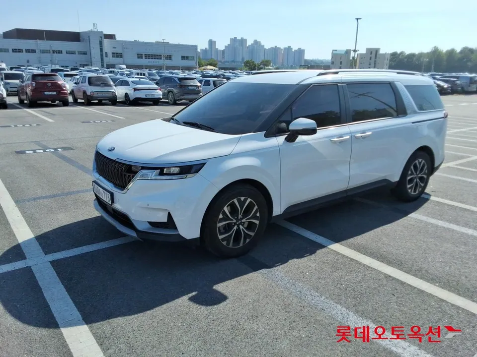 2021 Kia Carnival, VIN KNANB81BBMS111856