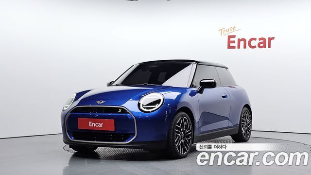 2024 Mini Cooper, VIN WMW21GC0XRTA42679