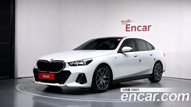 2024 BMW 5-Series, VIN WBA21FJ08RCP99610