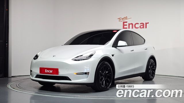 2022 Tesla Model Y, VIN 7SAYGDEE9NF498494