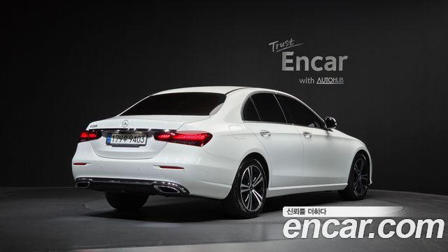 2022 Mercedes-Benz E-Class, VIN W1KZF4FB7NB039126