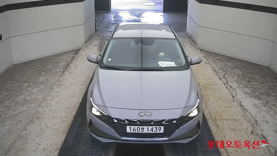 2022 Hyundai Avante, VIN KMHLL41EENU257372
