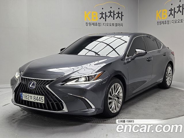 2022 Lexus ES, VIN JTHBA1C19N2010097