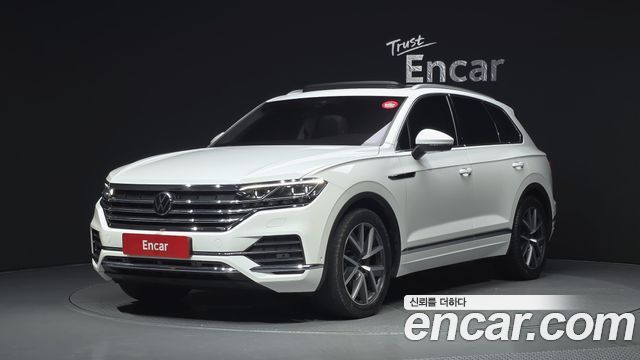 2023 Volkswagen Touareg, VIN WVGZZZCR0PD011039