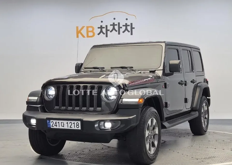 2022 Jeep Wrangler, VIN 1C4HJXFN9NW131797