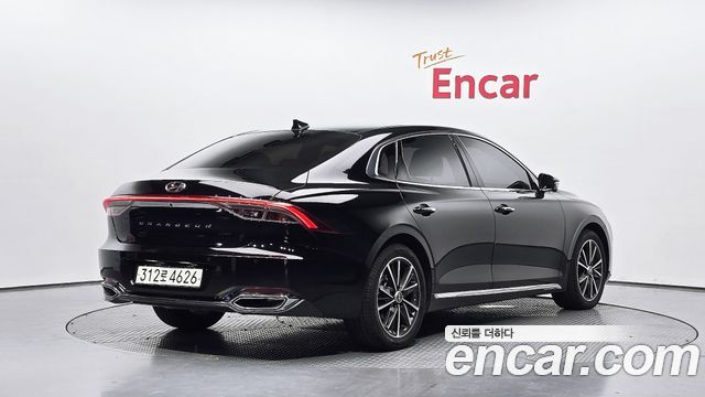 2022 Hyundai Grandeur, VIN KMHF141DBNA496957