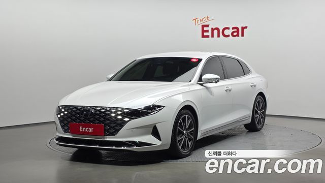2022 Hyundai Grandeur, VIN KMHF141DBNA499329