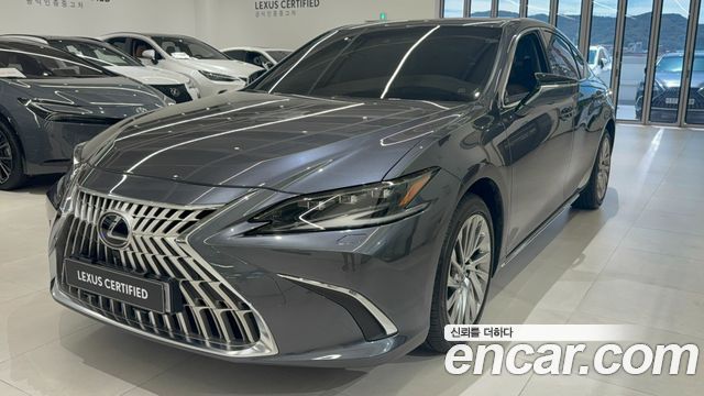2026 Lexus ES, VIN JTHBA1C10T2033779