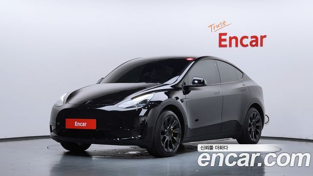 2024 Tesla Model Y, VIN LRWYGCFS5RC158612