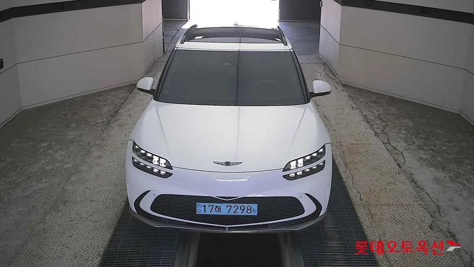 2022 Genesis GV60, VIN KMTKB81AFNU002587