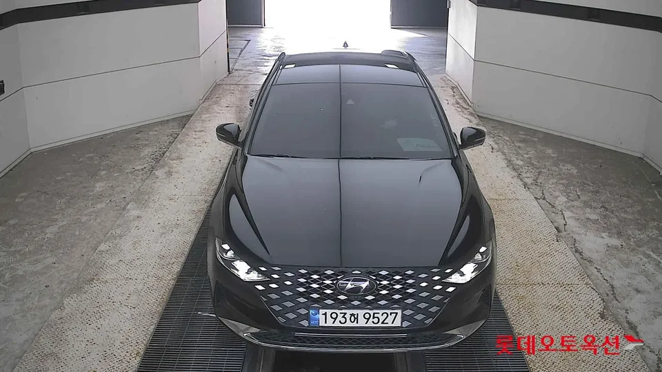 2023 Hyundai Grandeur, VIN KMHF2413BPA155720