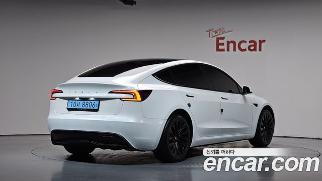 2025 Tesla Model 3, VIN LRW3E7FS0SC601259