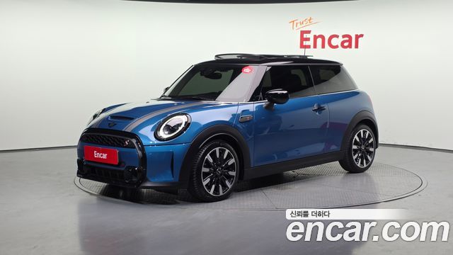 2022 Mini Cooper, VIN WMW61DH04N2P84002