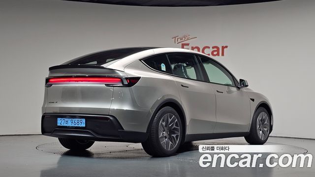 2026 Tesla Model Y, VIN LRWYGCEK1TC937367