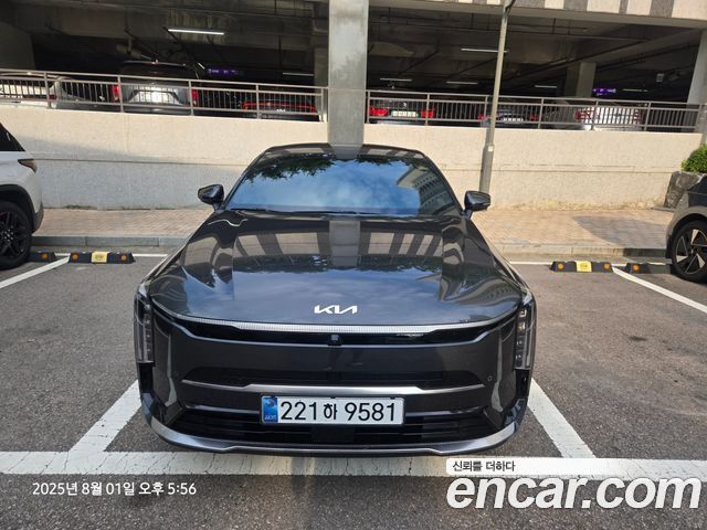 2025 Kia K8, VIN KNAM641BBSA076515