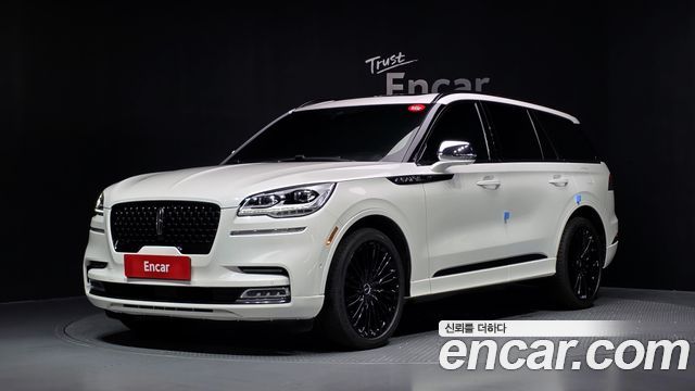 2022 Lincoln Aviator, VIN 5LM5J9XC4NGL17262