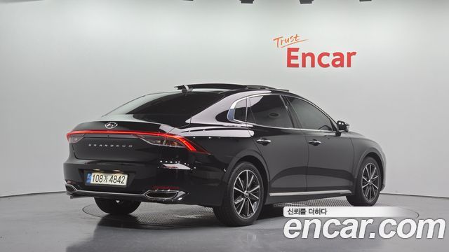 2022 Hyundai Grandeur, VIN KMHF141DBNA480151