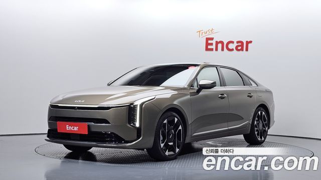 2025 Kia K8, VIN KNAM641BBSA075910