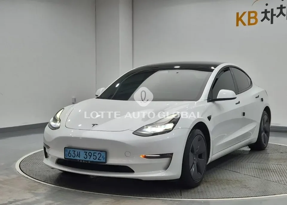2021 Tesla Model 3, VIN 5YJ3E1EB2MF885758