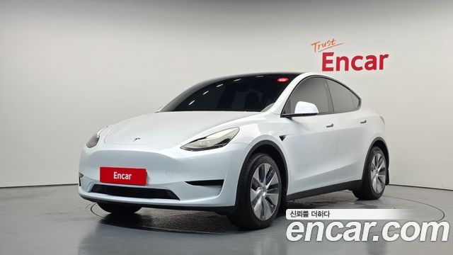 2024 Tesla Model Y, VIN LRWYGCFS6RC417706