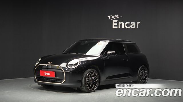 2024 Mini Cooper, VIN WMW21GC01RTA42716