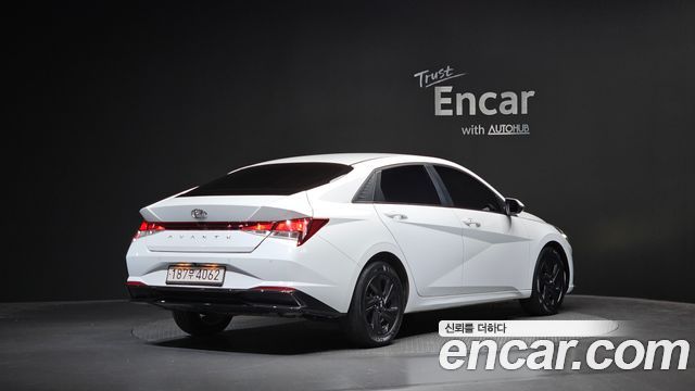 2022 Hyundai Avante, VIN KMHLM41JGNU017844