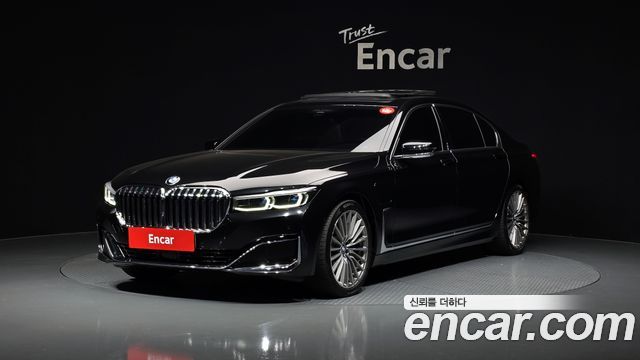2021 BMW 7-Series, VIN WBA7W2104MCH28819