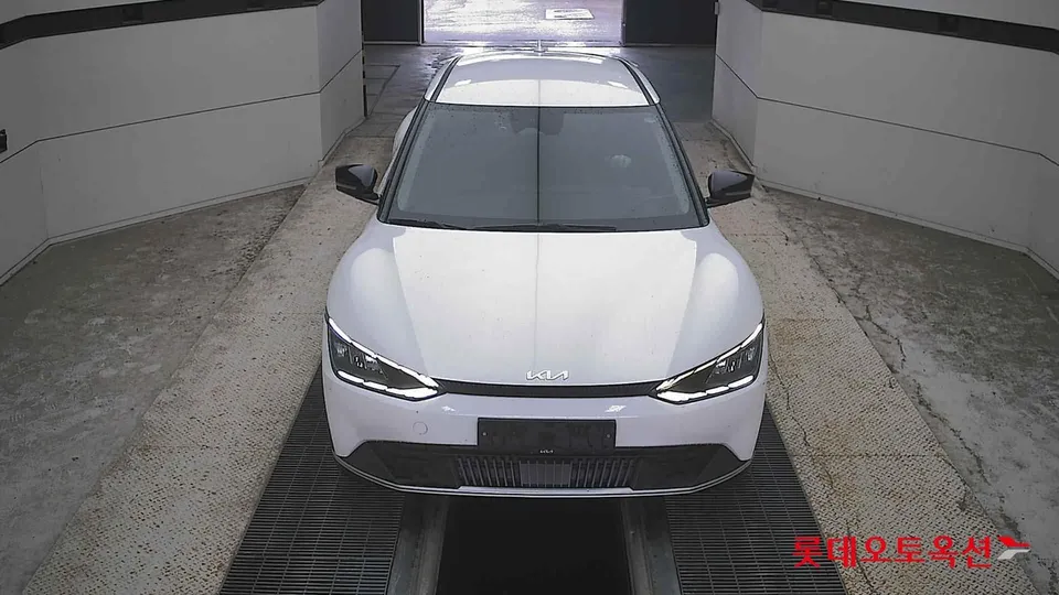 2022 Kia EV6, VIN KNAC281AFNA021018