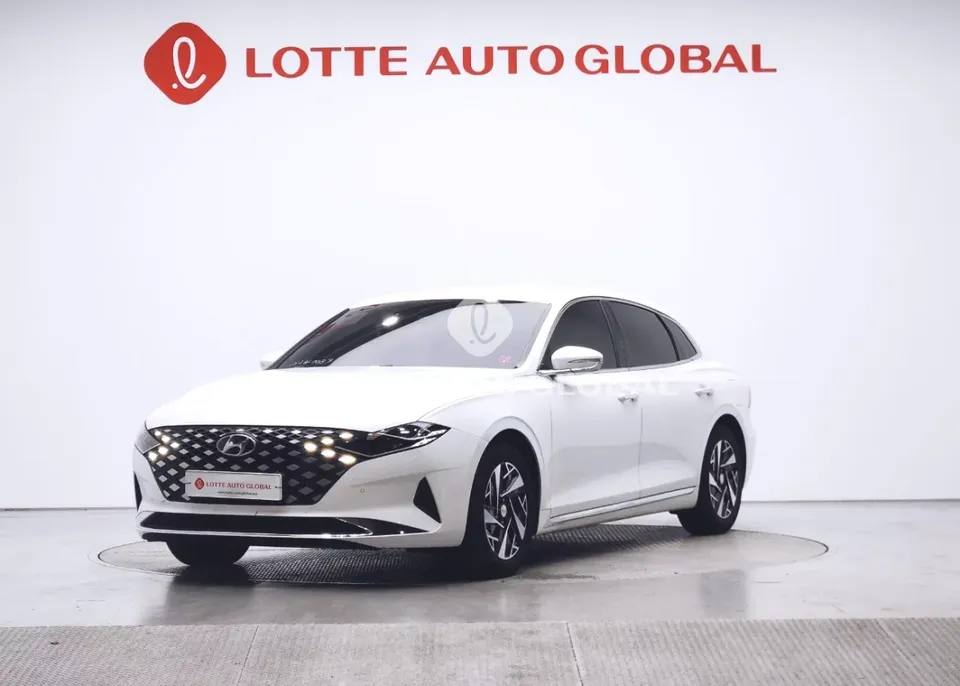 2021 Hyundai Grandeur, VIN KMHF1413BMA118472