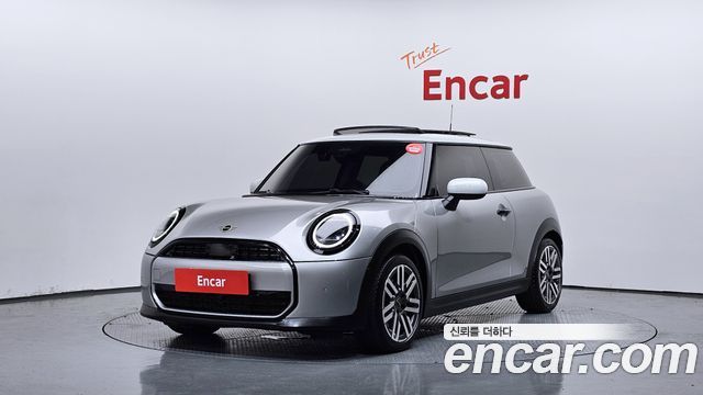 2025 Mini Cooper, VIN WMW81GD09S2W61176
