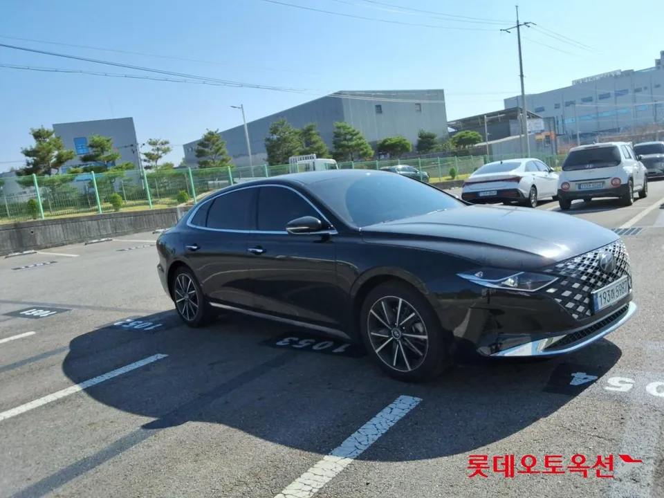 2023 Hyundai Grandeur, VIN KMHF141DBPA512736