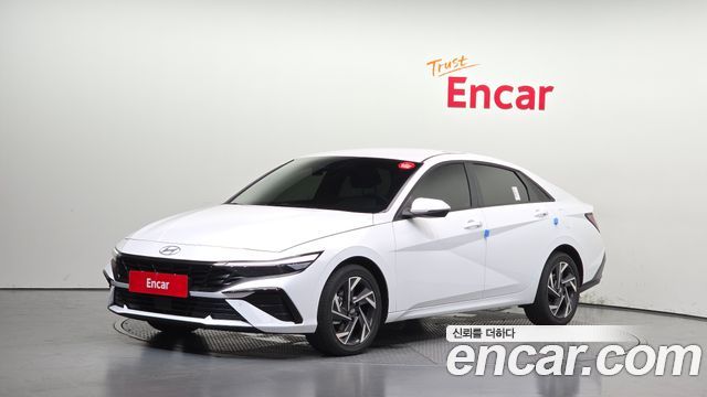 2026 Hyundai Avante, VIN KMHLN41EETU256297