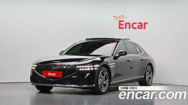 2022 Genesis G90, VIN KMTFA41DBNU008133