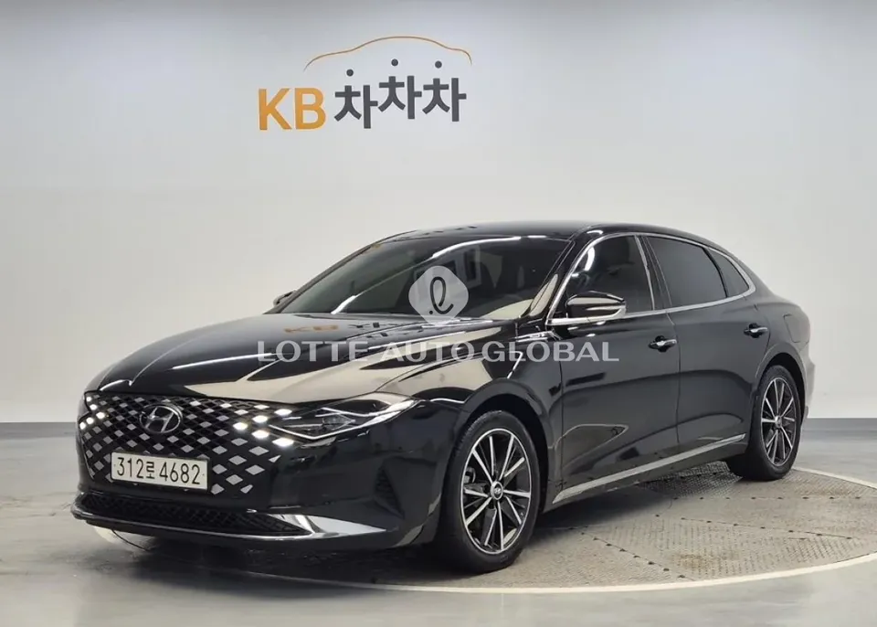 2022 Hyundai Grandeur, VIN KMHF141DBNA497013