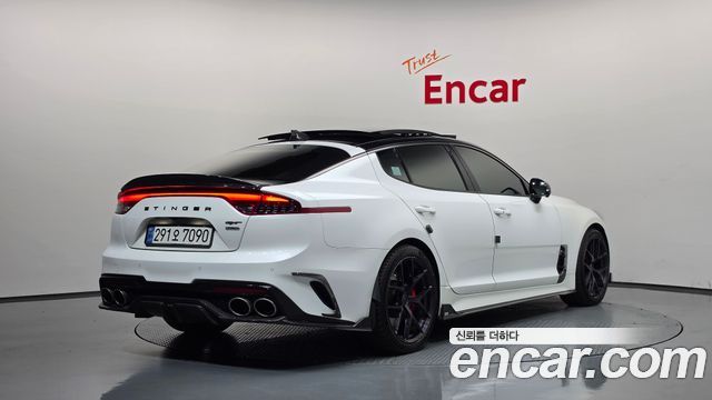 2021 Kia Stinger, VIN KNAE551CDMS103628