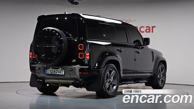 2023 Land Rover Defender, VIN SALEA7BX3P2182547