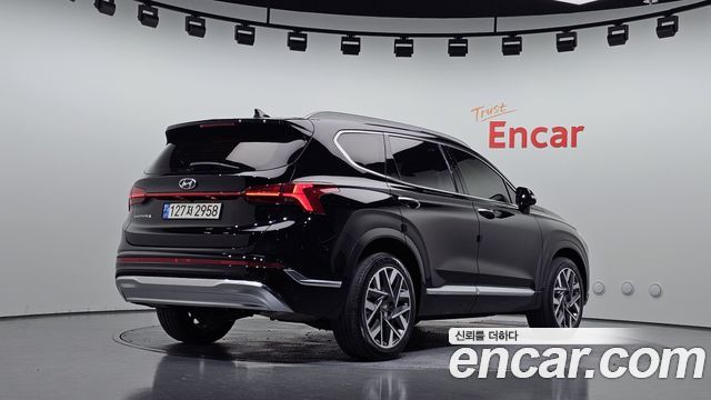2021 Hyundai Santa Fe, VIN KMHS581HGMU390311