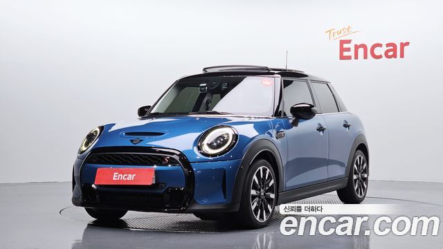 2022 Mini Cooper, VIN WMW61DK00N2R21221