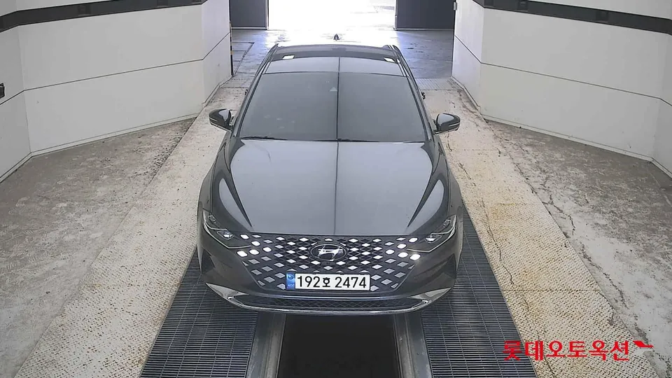 2022 Hyundai Grandeur, VIN KMHF241GBNA487130