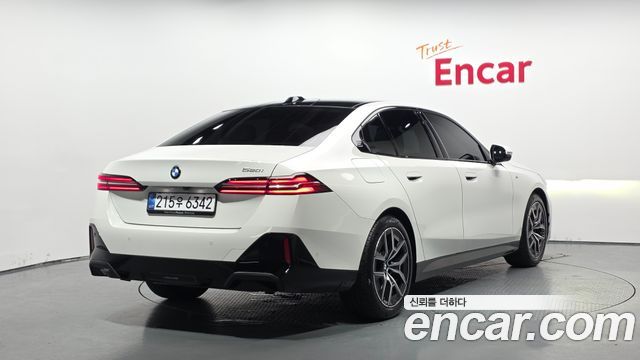 2025 BMW 5-Series, VIN WBA21FJ08SCU88894