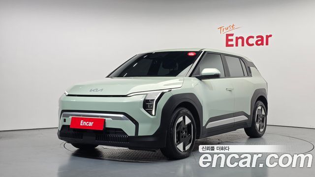 2025 Kia EV3, VIN KNAFB81AFSS004360