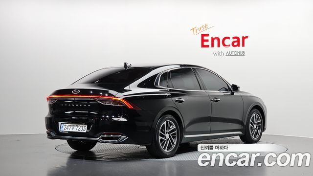 2022 Hyundai Grandeur, VIN KMHF241NBNA500403
