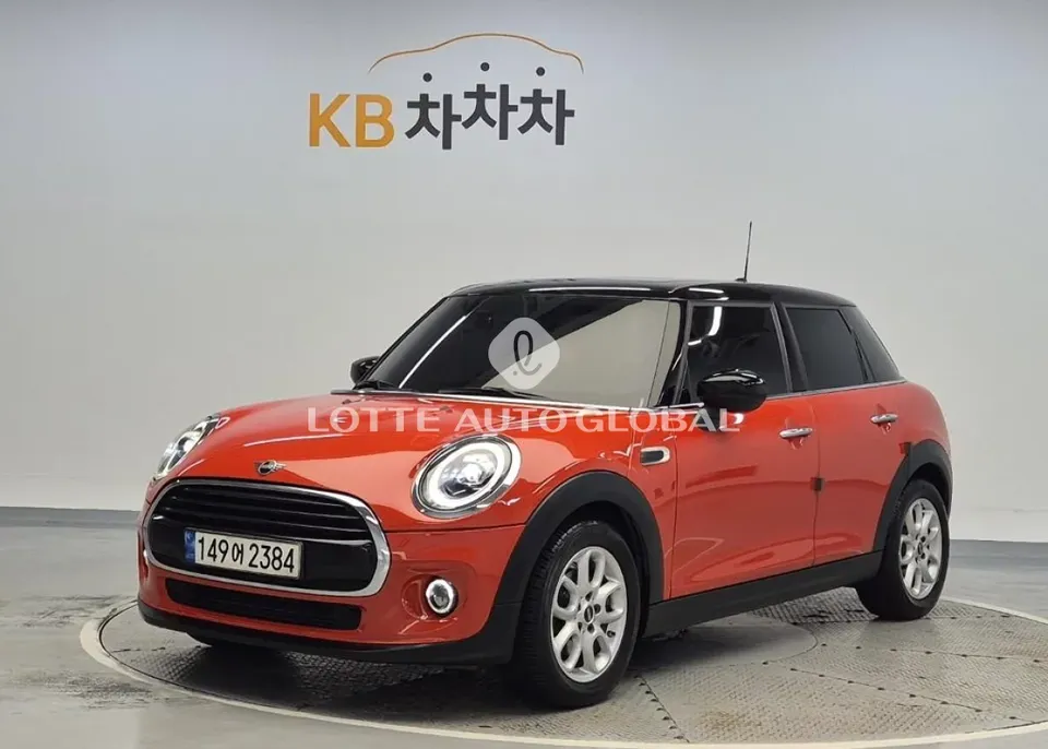 2021 Mini Cooper, VIN WMWXV7107M2N60970
