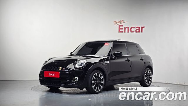 2021 Mini Cooper, VIN WMWXV9102M2N54246